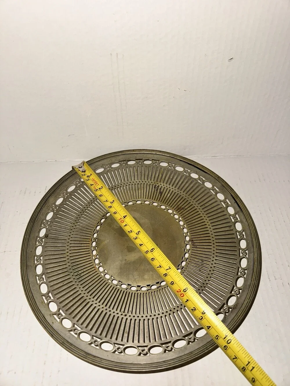Vintage Maynard Silverplate Round Pierced Serving Tray 10” Ornate Platter